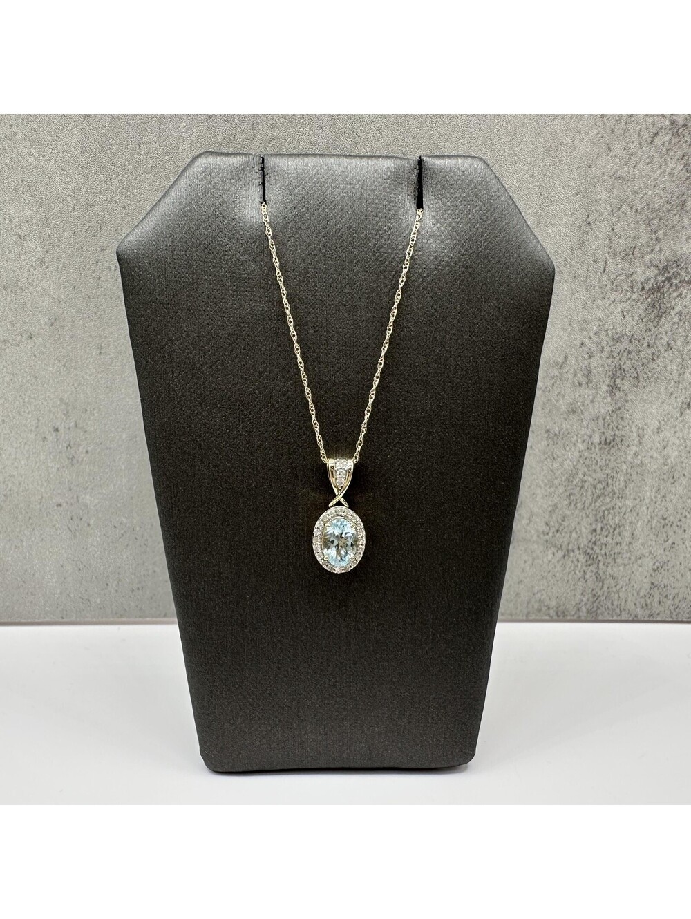 Aquamarine Diamond Pendant Necklace 10kt Yellow Gold 0.15ctw 18in New - Picture 2 of 5
